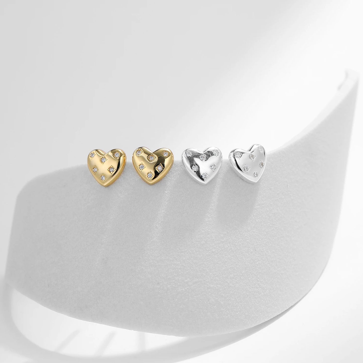 925 Sterling Silver Sparkling Hearts Stud Earrings