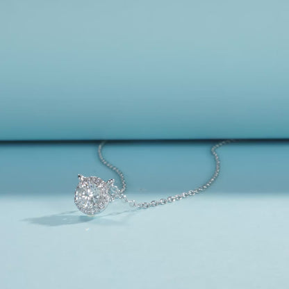 Classic Necklace with 0.8 Carat Moissanite Pendant in Sterling Silver